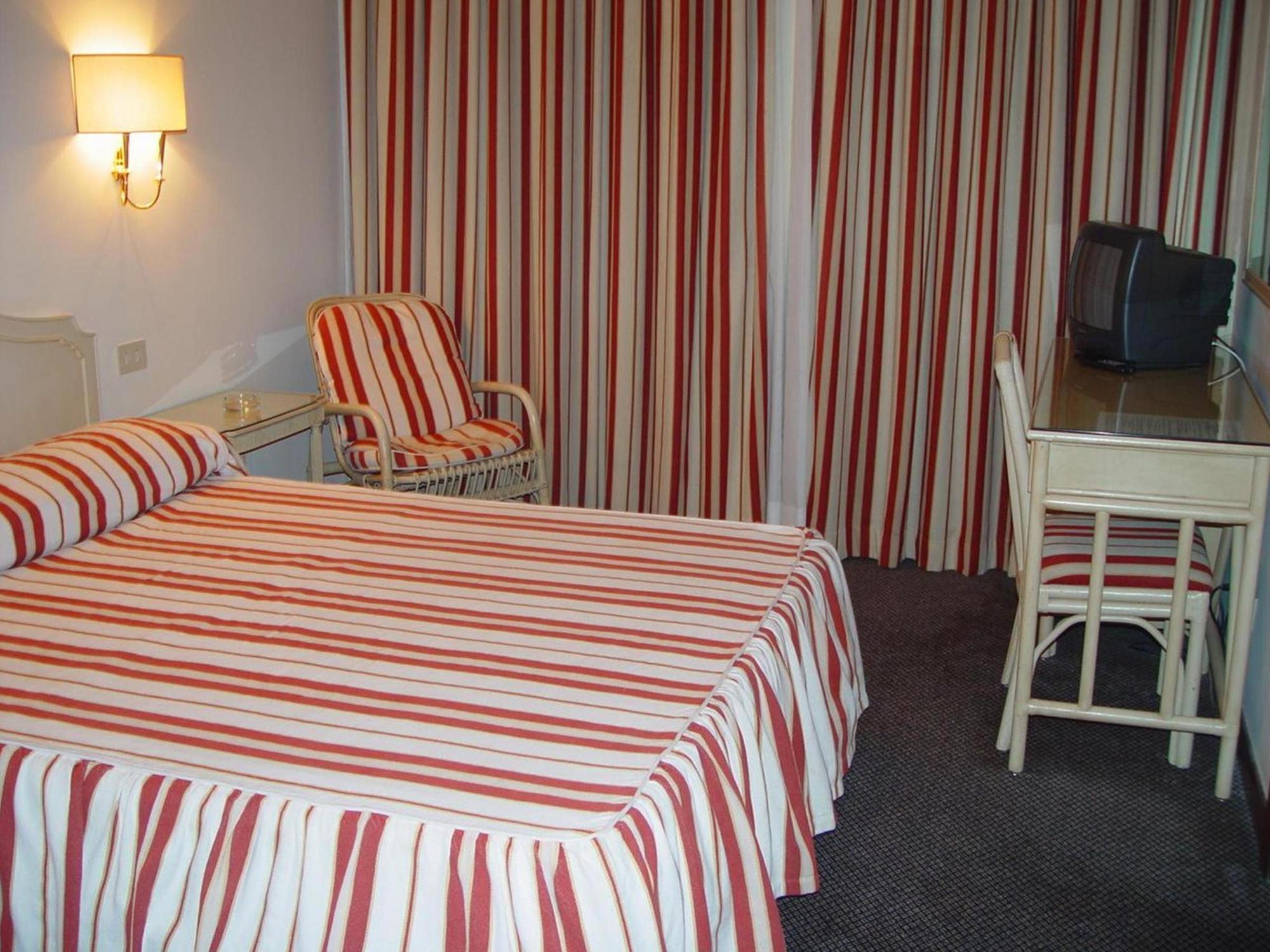 רומא Hotel Commodore מראה חיצוני תמונה