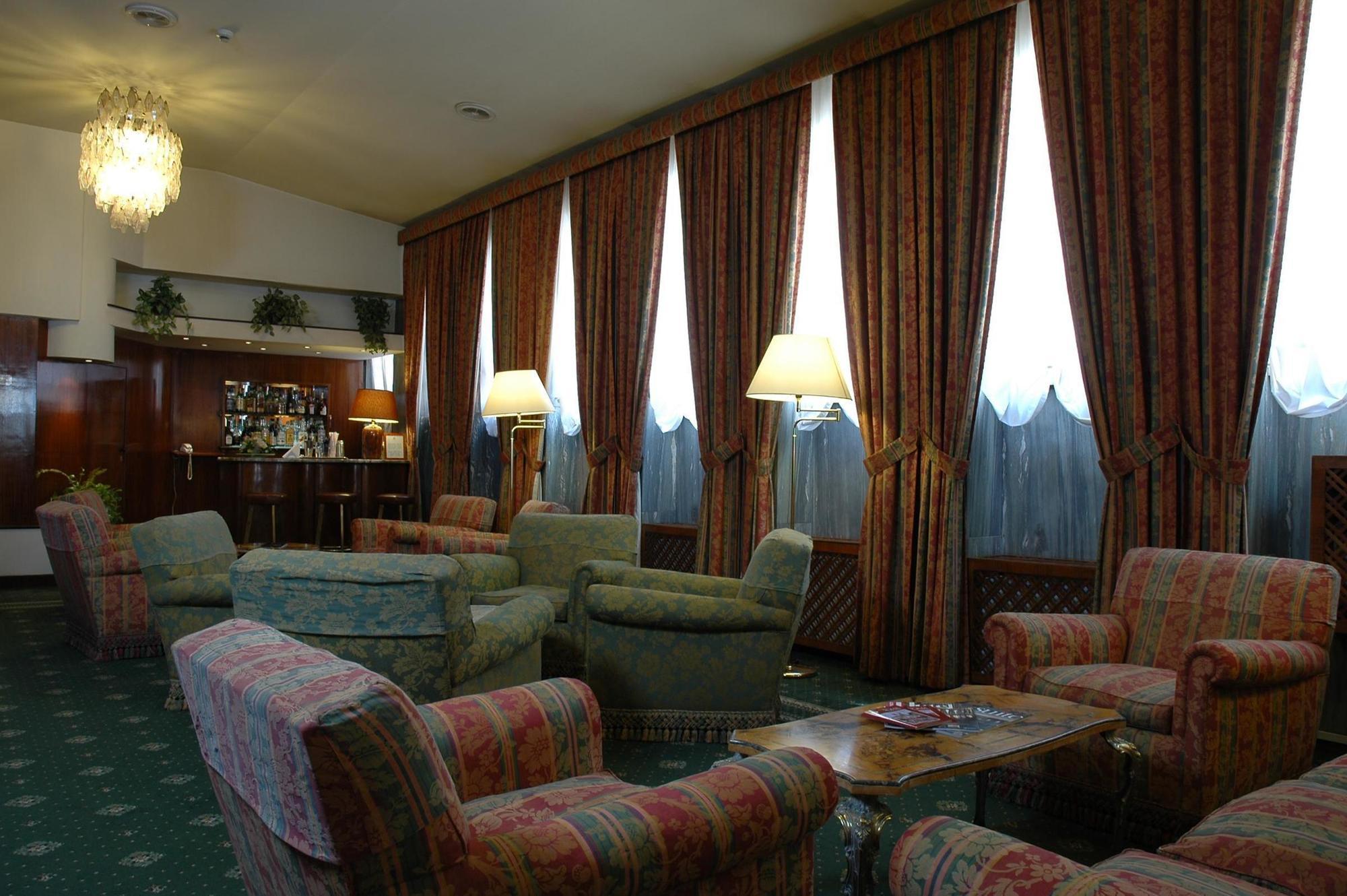 רומא Hotel Commodore מראה חיצוני תמונה