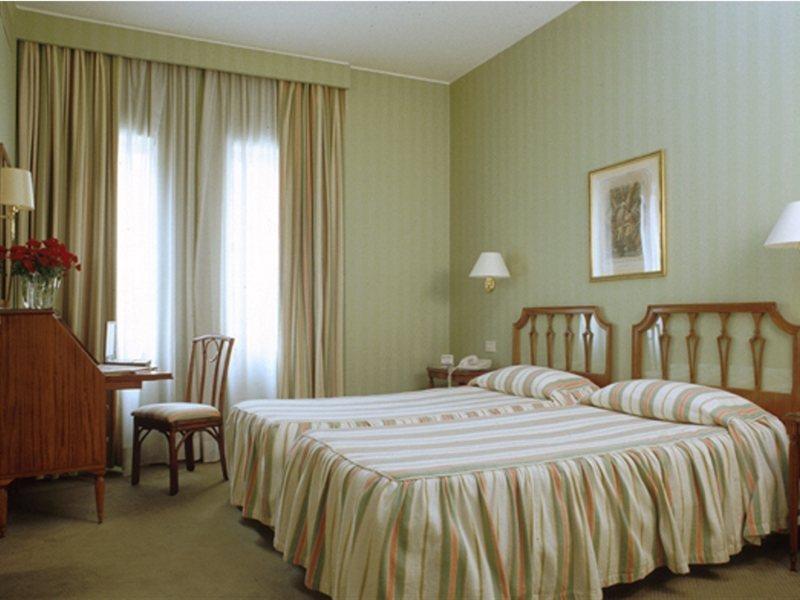 רומא Hotel Commodore חדר תמונה