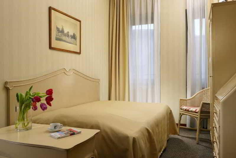 רומא Hotel Commodore מראה חיצוני תמונה